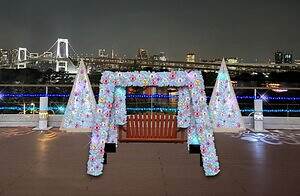 「お台場イルミネーション“YAKEI”」きらめくブランコ＆フォトスポット、デックス東京ビーチに｜写真1