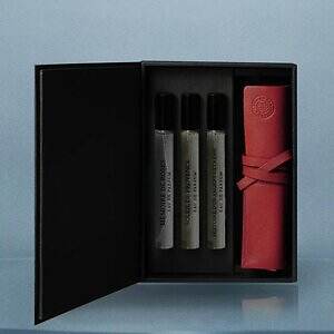 ラルチザン パフューマー2025年クリスマスコフレ第3弾、“レザーポーチ付き”フレグランスセット｜写真1