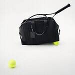 リモワ“スーツケースに固定できる”レザー製バックパック、グルーヴパターンのスクエアフォルムで｜写真5