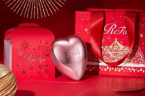 リファ2025年のおすすめクリスマスギフト特集、“ぷっくり”人気のハートブラシ＆憧れドライヤーなど