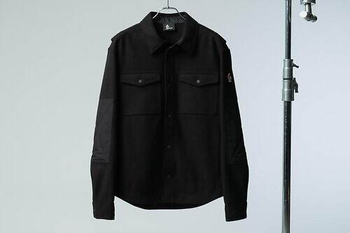 モンクレール グルノーブル×RHC ロンハーマン“オールブラック”シャツジャケット、ゴアテックス搭載