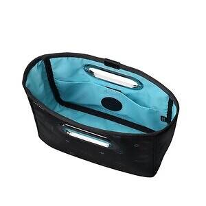 POTR“グロッシー”なハンドバッグ＆円筒型バッグ、鮮やかなピンクの裏地で｜写真14