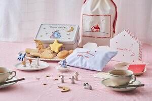 フェアリーケーキフェア25年クリスマス、猫モチーフのクッキー缶や“祝福を届ける”ドラジェ缶｜写真6