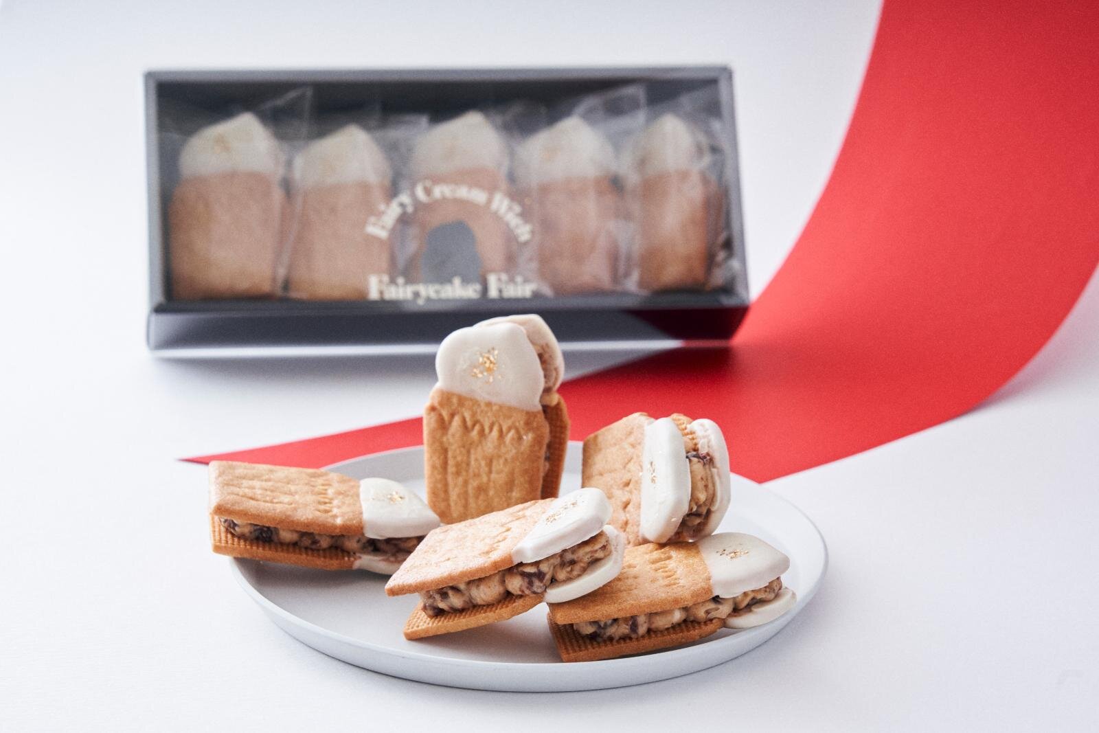 クリームウィッチ シュトーレン生バターサンド 単品 460円、5個入り 2,300円 ※販売期間：2025年11月20日(木)～12月25日(木)予定