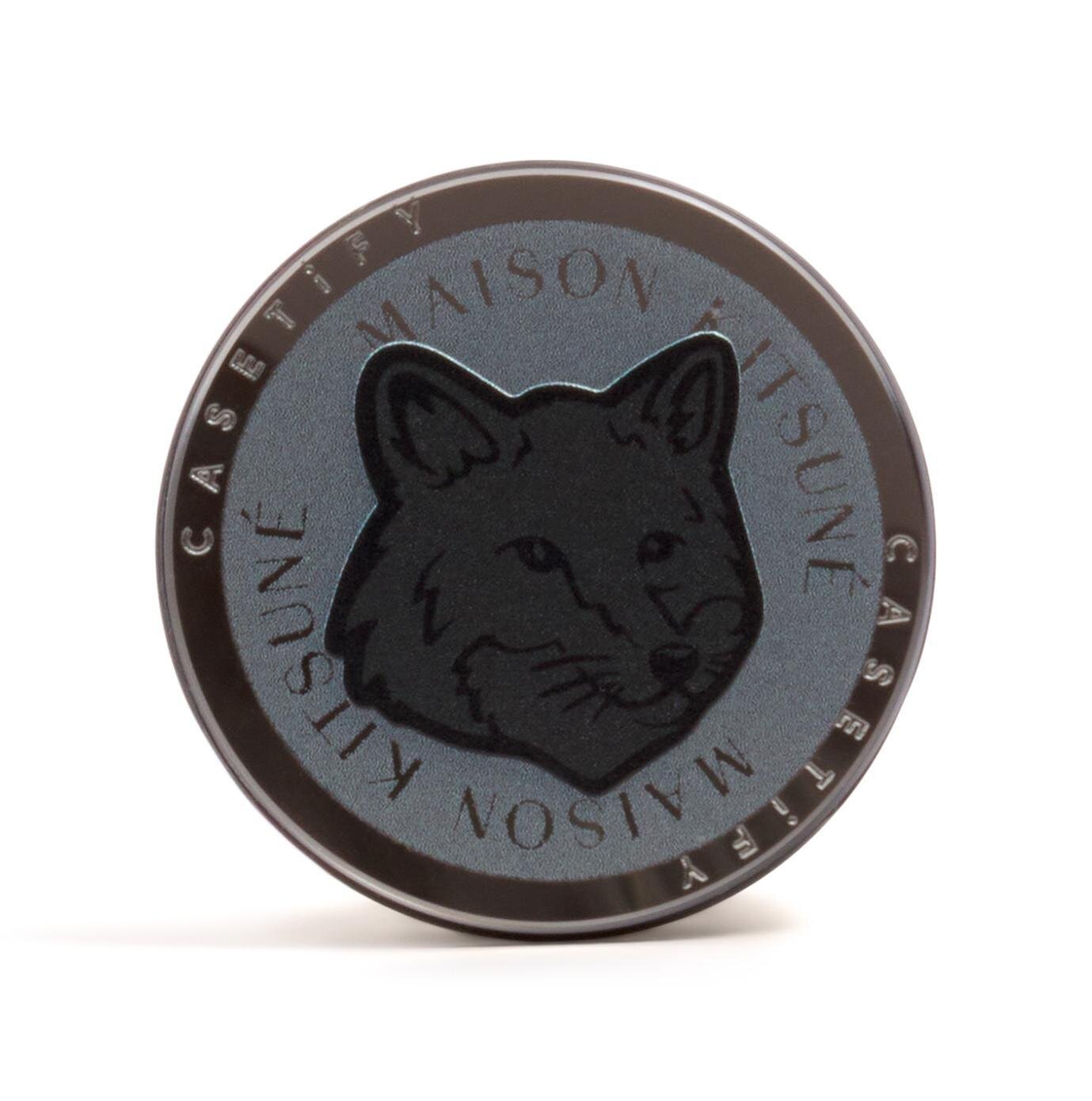 メゾン キツネ×ケースティファイのスマホケース、ステッカー風の“座禅を組む”フォックスなど｜写真12