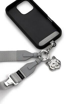 メゾン キツネ×ケースティファイのスマホケース、ステッカー風の“座禅を組む”フォックスなど｜写真14