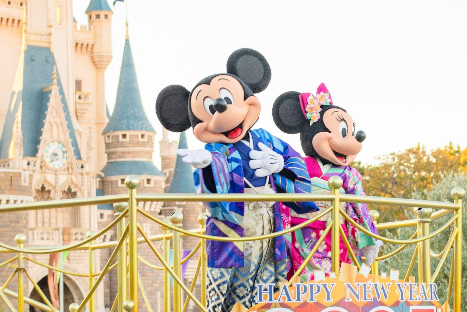 東京ディズニーリゾート2026年「お正月イベント」新年グリーティングパレードや花火、限定グッズも - 2026年1月1日〜2026年1月12日開催
