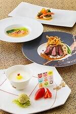 東京ディズニーリゾート2026年「お正月イベント」新年グリーティングパレードや花火、限定グッズも｜写真6