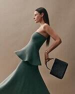 カルティエ“パンテールの斑点”ビーズ刺繍のミニチェーンバッグ、ラメ糸で爪を描くバッグも｜写真7