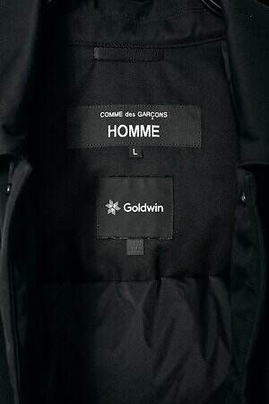 コム デ ギャルソン・オム × ゴールドウインのダウンジャケット、悪天候でもあたたかく快適な着心地｜写真12