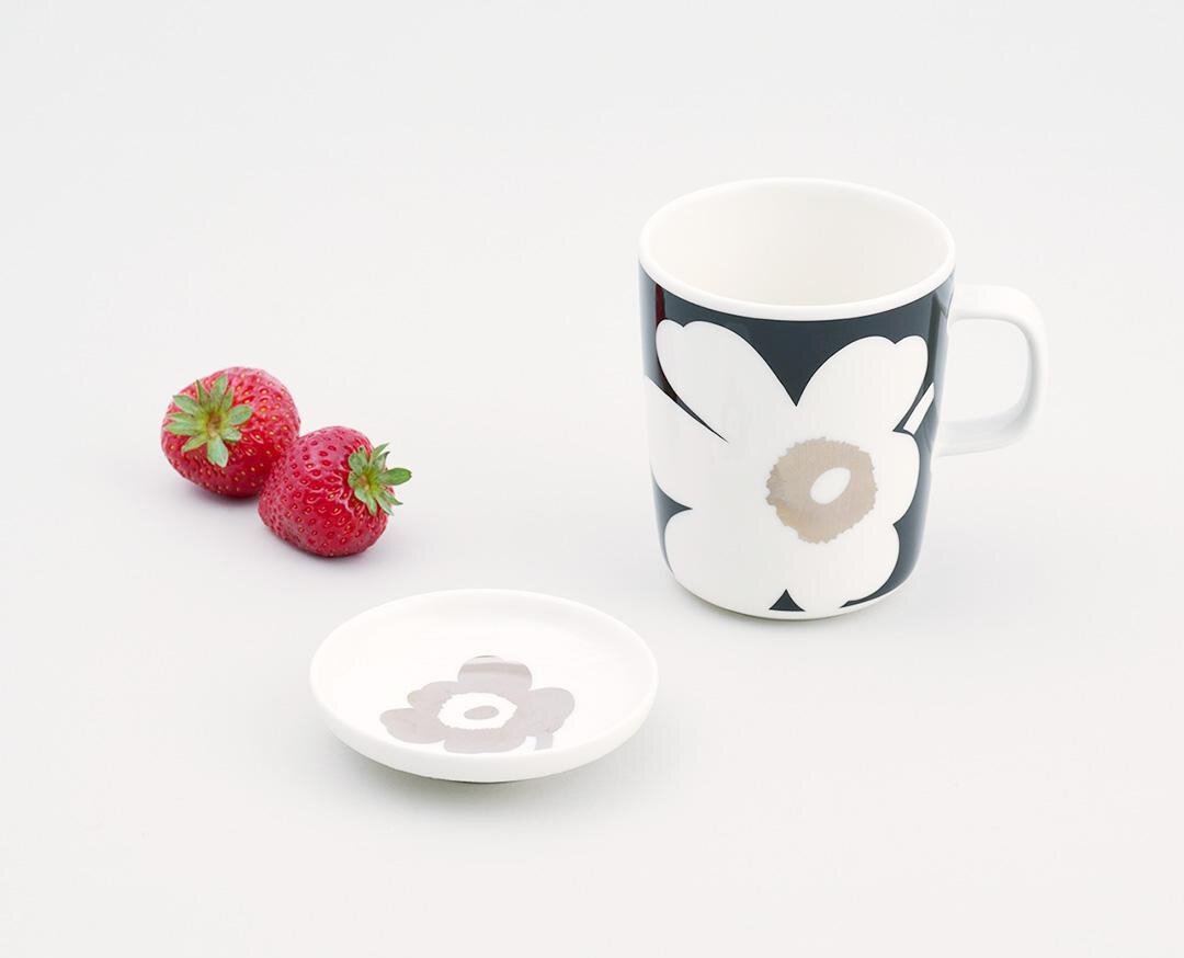 シルバー ウニッコ 8.5cm マメプレート 4,840円 シルバー ウニッコ 2.5dl マグカップ 6,930円
※松屋銀座限定ストアにて先行発売
※11月12日(水)〜マリメッコ 松屋銀座限定発売