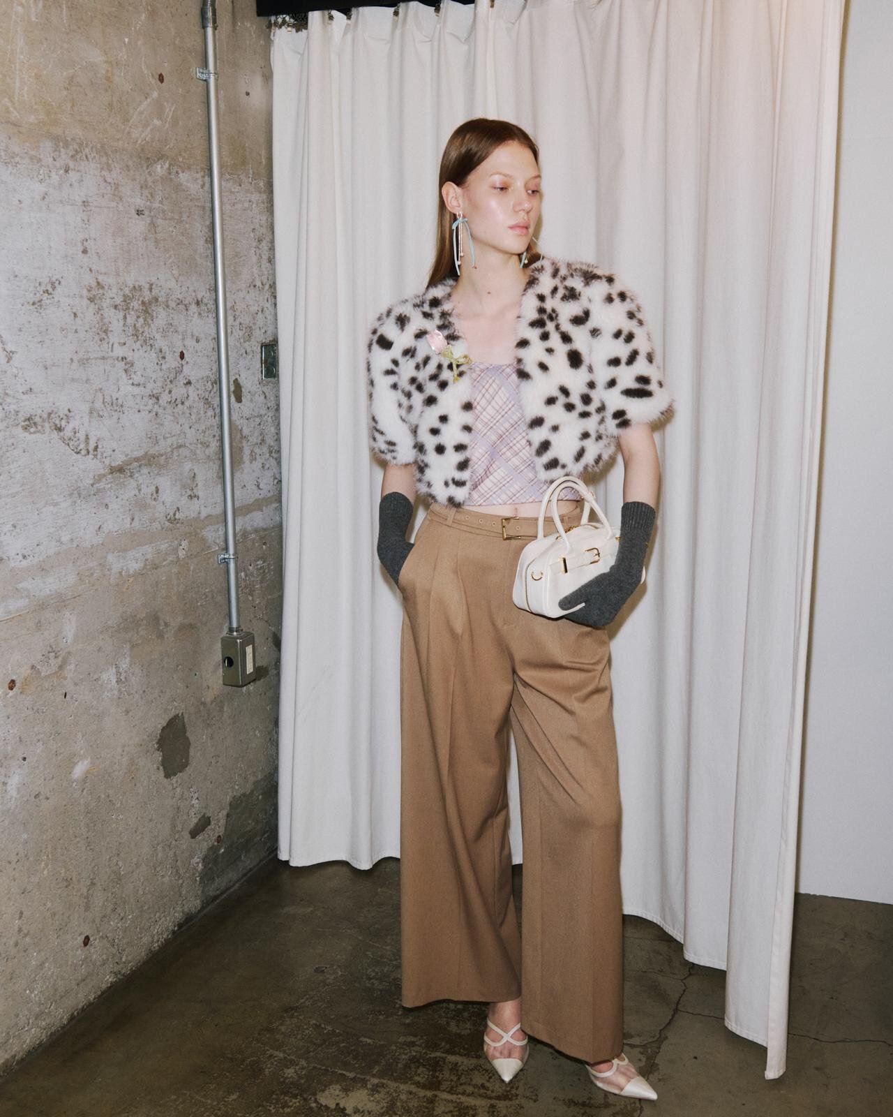 リリー ブラウン 2025-26年秋冬｜female ファーコート