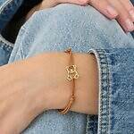 アリータの25年クリスマスジュエリー、クマ型ネックレス＆“おばけが覗く”ハウス型キャンドル｜写真4