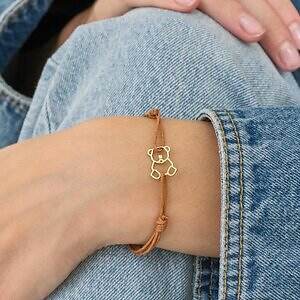 アリータの25年クリスマスジュエリー、クマ型ネックレス＆“おばけが覗く”ハウス型キャンドル｜写真4