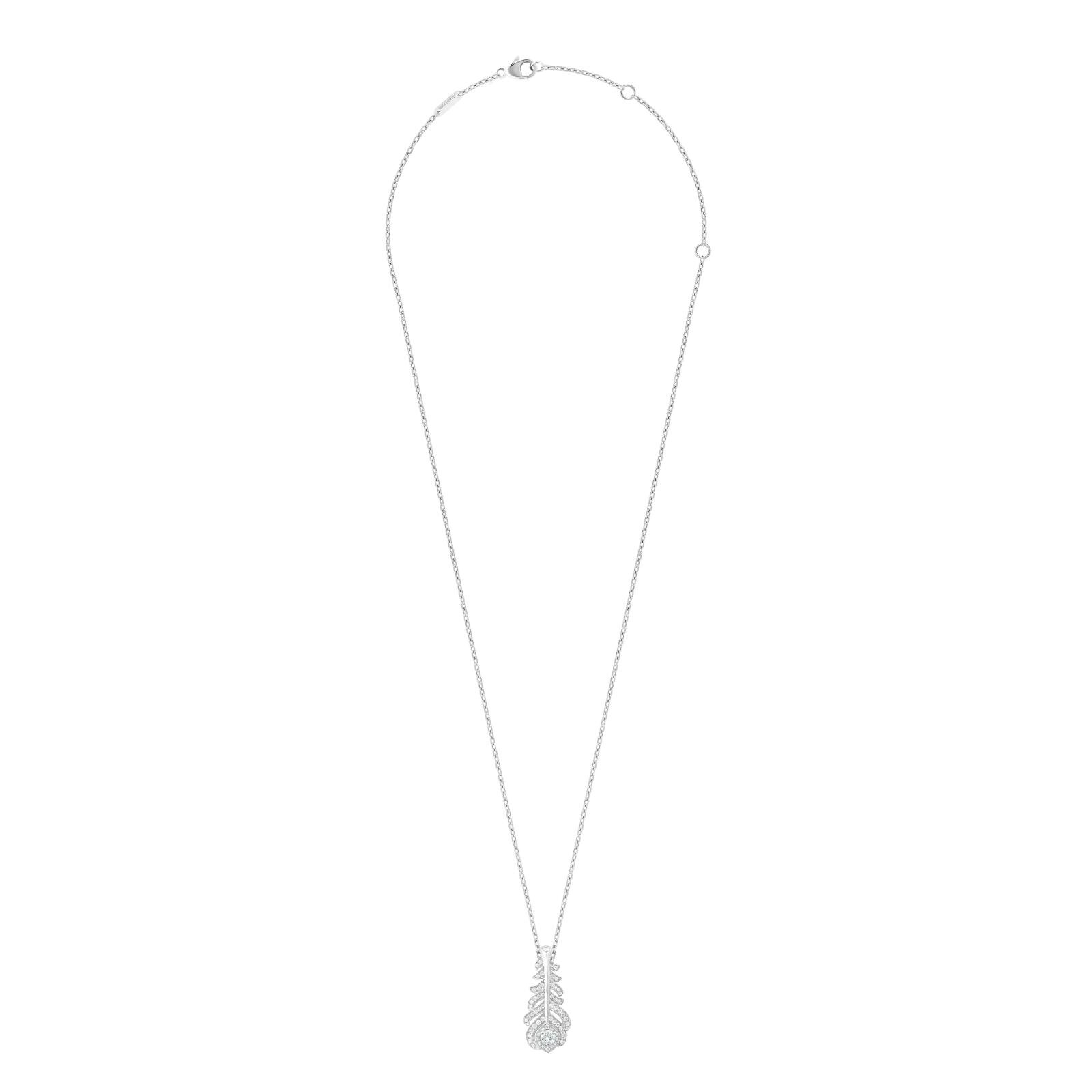 「プリュム ドゥ パオン」ペンダント エクストラスモール 1,082,400円 ※予定価格