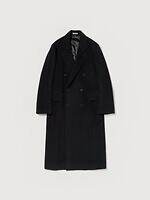 オーラリー25年秋冬メンズアウター、“翡翠カラー”のダウンジャケット＆ダブル仕立てのチェスターコート｜写真2