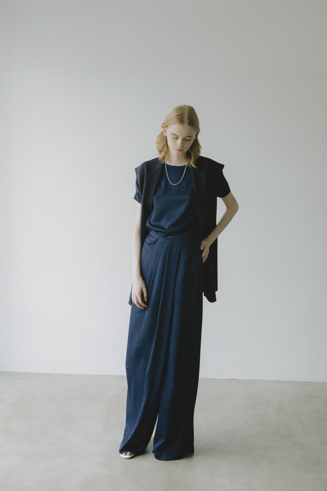 ロゥタス 2026年春夏｜female Tシャツ