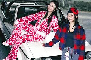 ア ベイシング エイプのガールズライン「APEE」再始動、初の旗艦店を原宿にオープン