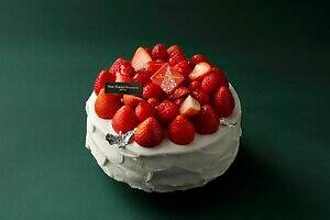 東京ステーションホテルが贈る“王道”クリスマスケーキ、国産いちご30粒の上品ショートケーキ｜写真1