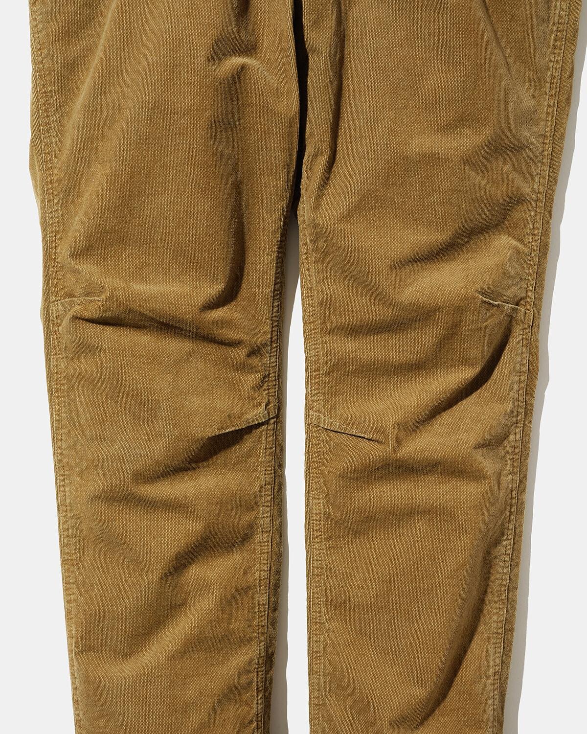 アンダーカバー×グラミチ×ノンネイティブのクライマーパンツ、“まるでベロア”な上質コーデュロイ｜写真2