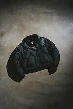 ワイルドサイド ヨウジヤマモト“黒デニム”ダウンジャケット、ロッキーマウンテンフェザーベッドとコラボ｜写真9