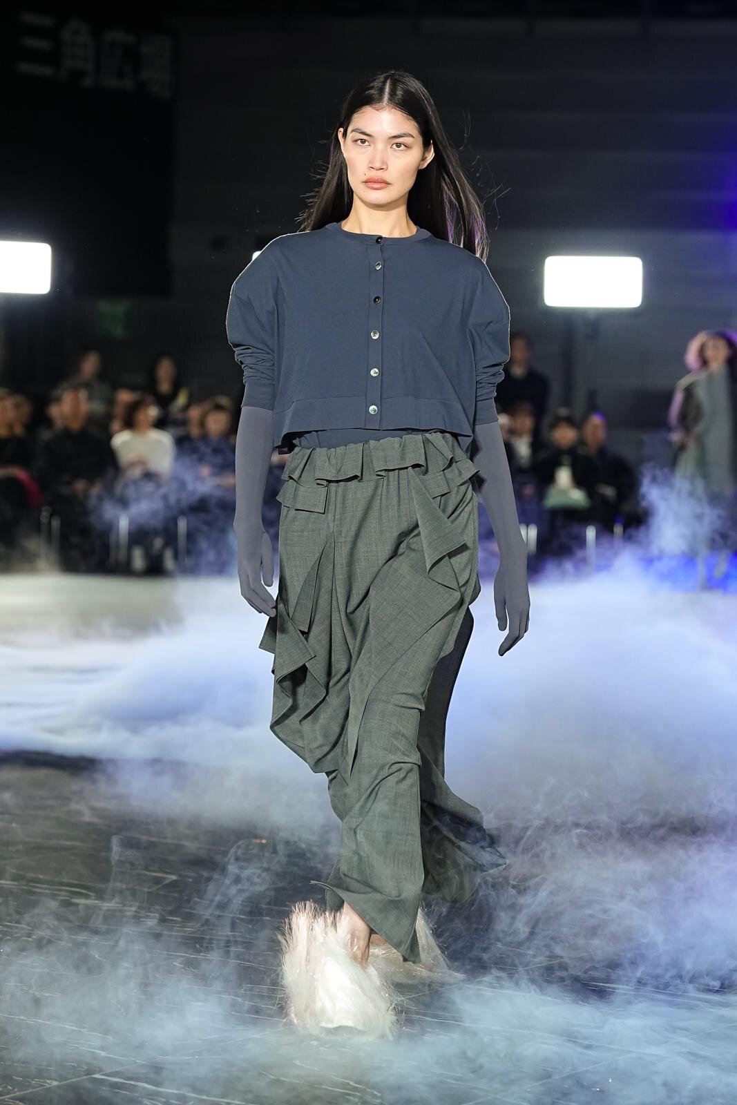 エンフォルド(ENFÖLD) 2026年春夏ウィメンズコレクション  - 写真16