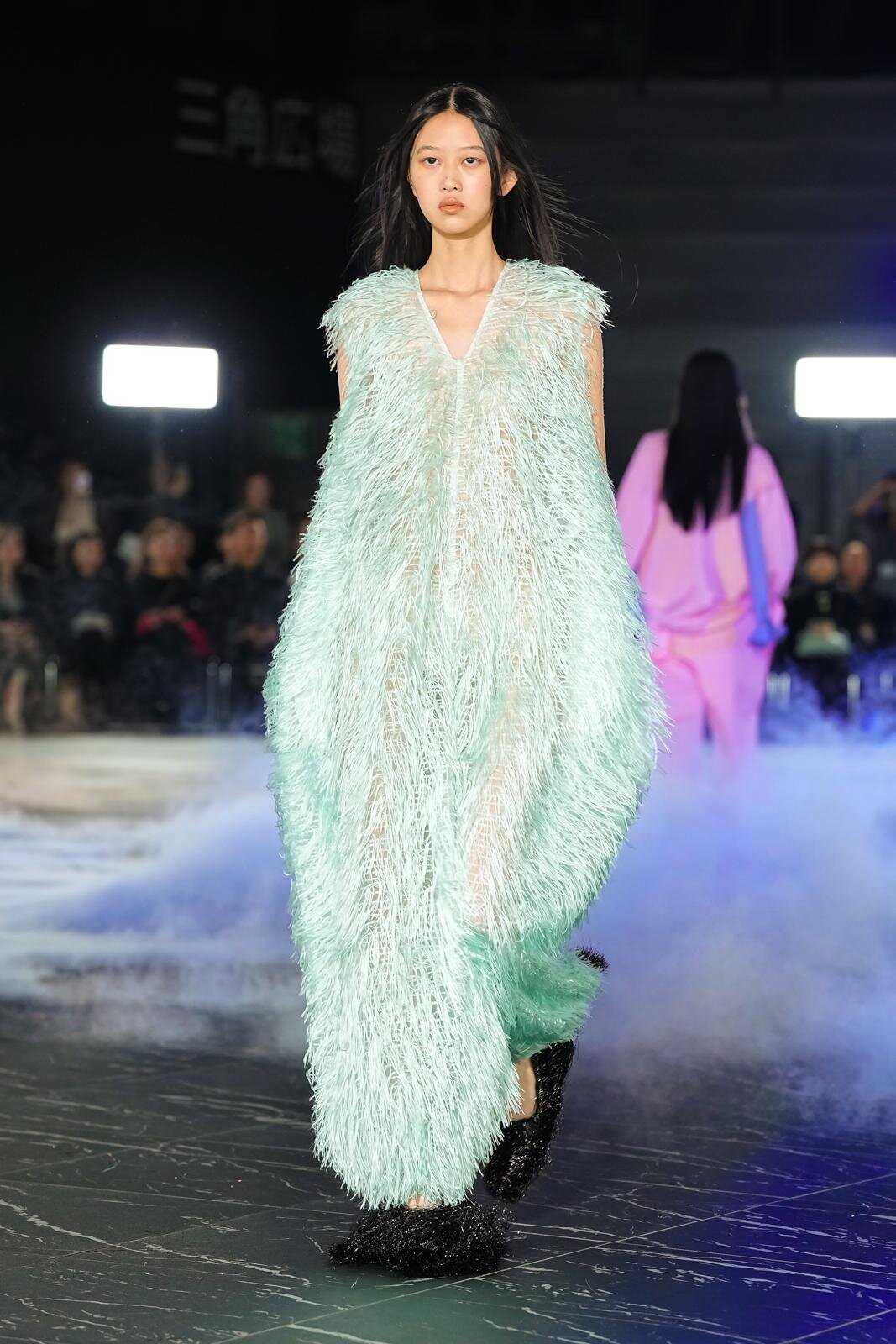 エンフォルド 2026年春夏コレクション - “理想の惑星”で共鳴する未知｜写真29