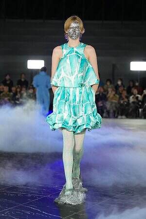 エンフォルド 2026年春夏コレクション - “理想の惑星”で共鳴する未知｜写真39