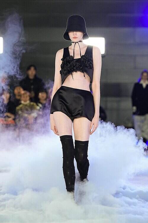 エンフォルド 2026年春夏 ウィメンズ