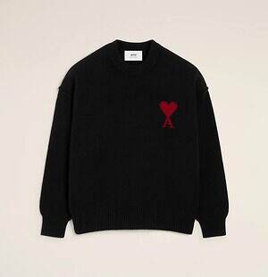 アミ パリス“パステルブルー＆ピンク”のハートロゴ入りマフラー、ふんわりアルパカニットも｜写真11