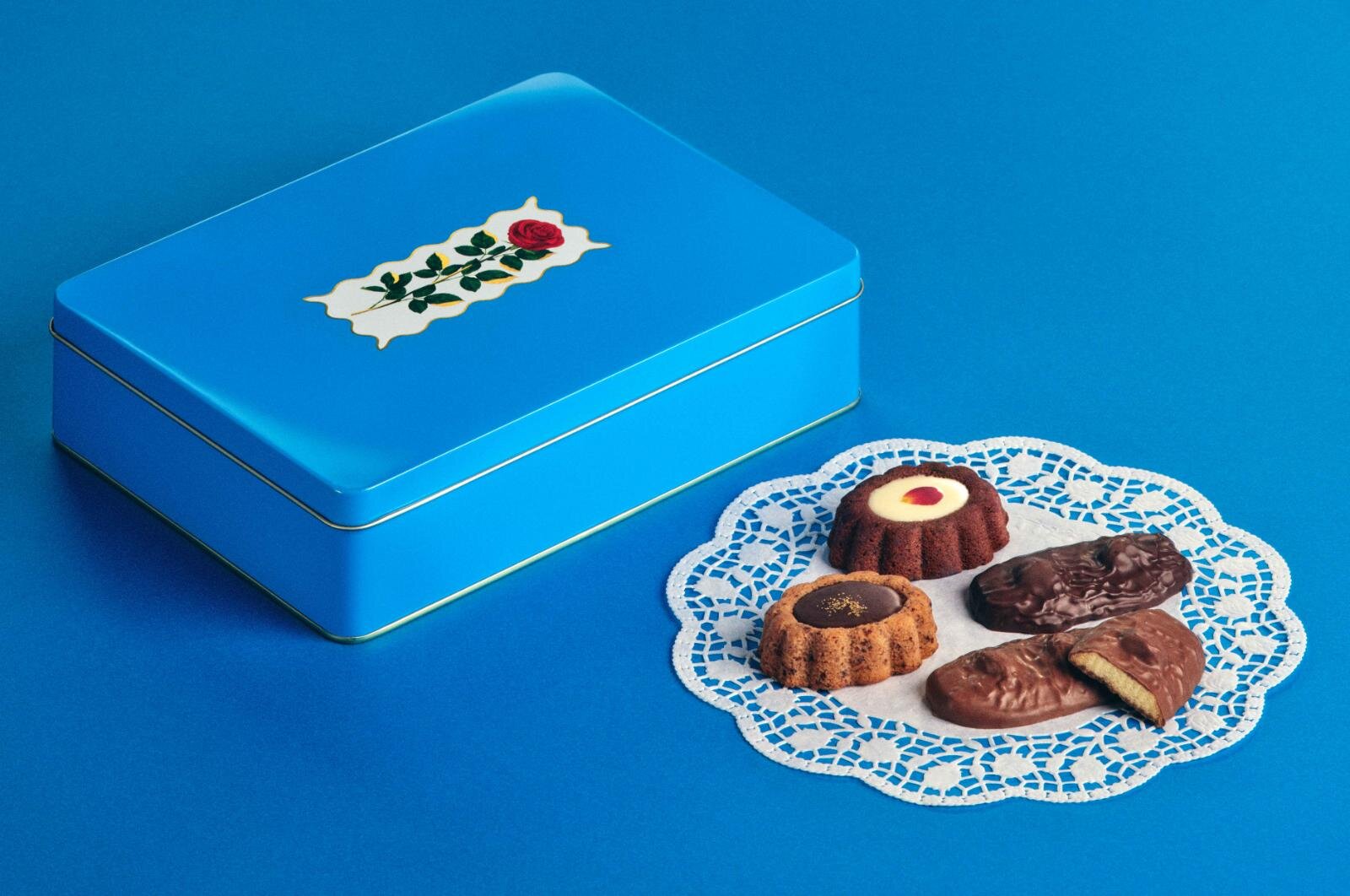 「ショコラサブレとお花のティグレ」13個入 5,400円 ※青山通り店での取り扱いなし