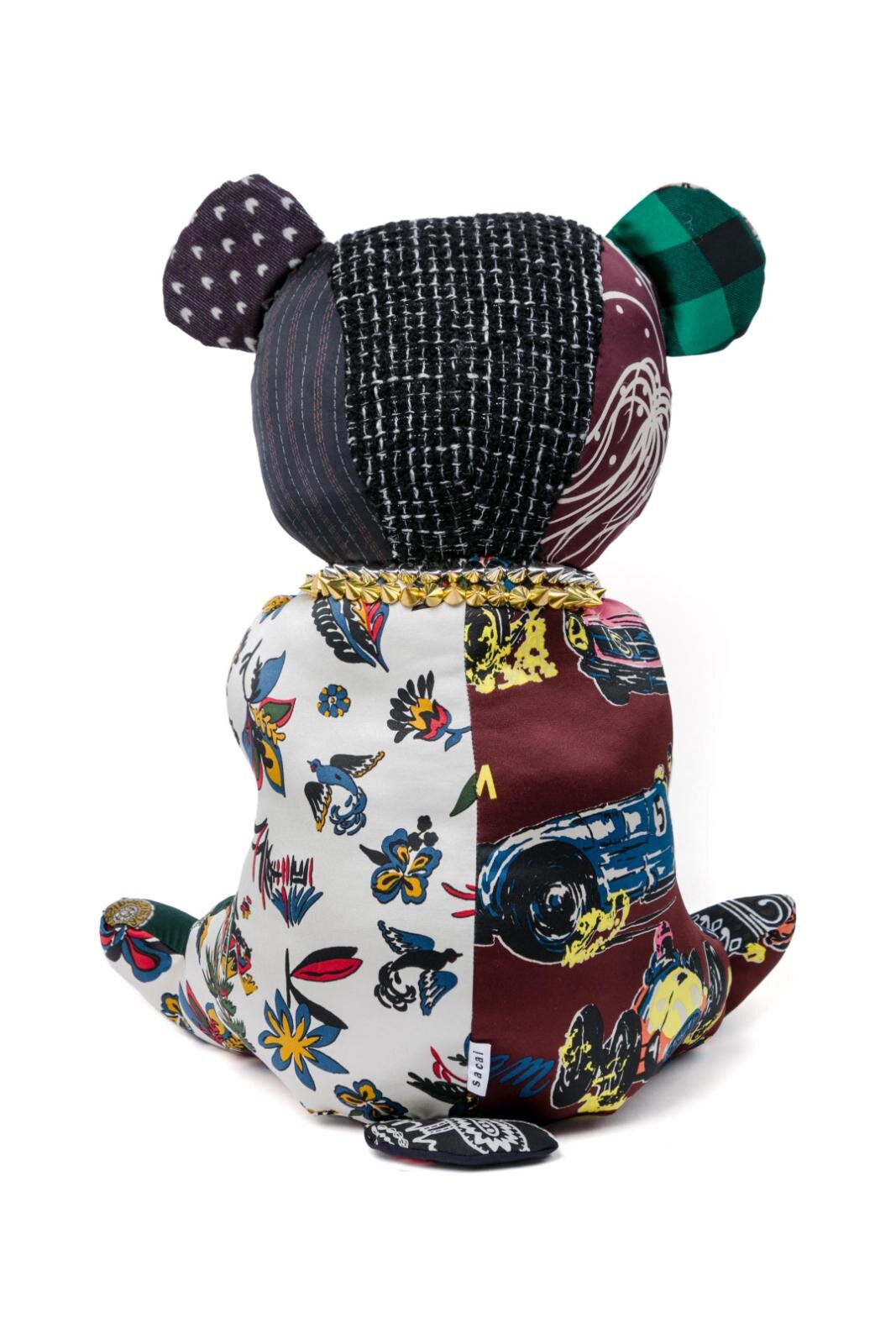 sacaiのクリスマス、スタッズ光るレザージャケットやカラフル生地を編み込んだクロシェバッグ｜写真14