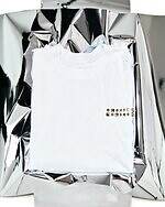 sacaiのクリスマス、スタッズ光るレザージャケットやカラフル生地を編み込んだクロシェバッグ｜写真6