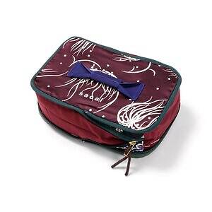 sacaiのクリスマス、スタッズ光るレザージャケットやカラフル生地を編み込んだクロシェバッグ｜写真28