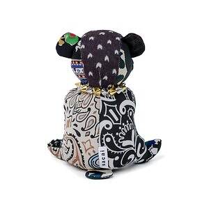 sacaiのクリスマス、スタッズ光るレザージャケットやカラフル生地を編み込んだクロシェバッグ｜写真16