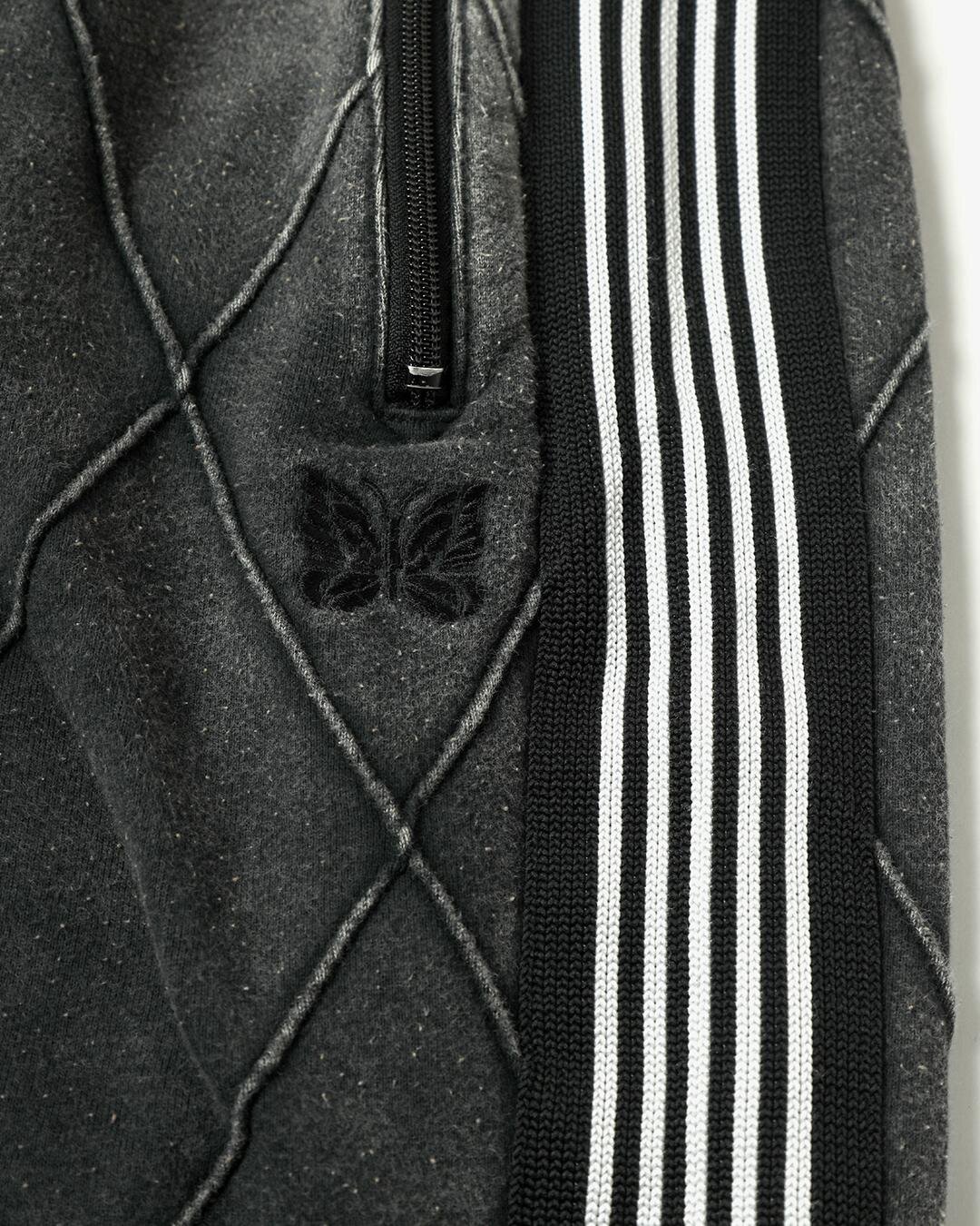 ニードルズ×ノーマリズム テキスタイル、“バタフライ”マークのバーシティジャケット＆チャイナシャツ｜写真5