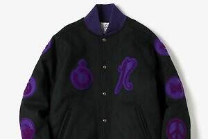 ニードルズ×ノーマリズム テキスタイル、“バタフライ”マークのバーシティジャケット＆チャイナシャツ