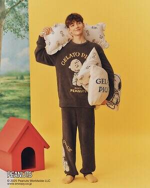 ジェラート ピケ「ピーナッツ」ルームウェア、“おやすみ前”スヌーピーを描くパジャマやスウェット｜写真23