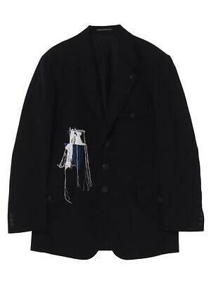 ヨウジヤマモト“翼を広げるカラス”プリントのウールコート＆手描きデッサンの刺繍ジャケット｜写真3