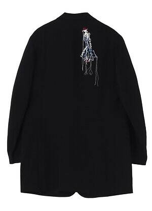 ヨウジヤマモト“翼を広げるカラス”プリントのウールコート＆手描きデッサンの刺繍ジャケット｜写真16