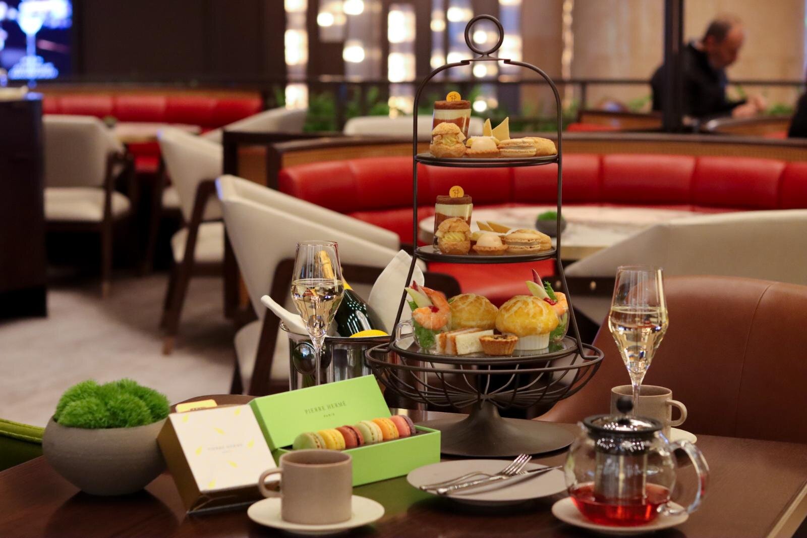 ピエール・エルメ・パリ×ハイアット リージェンシー 東京、バニラ主役のクリスマスアフタヌーンティー｜写真2