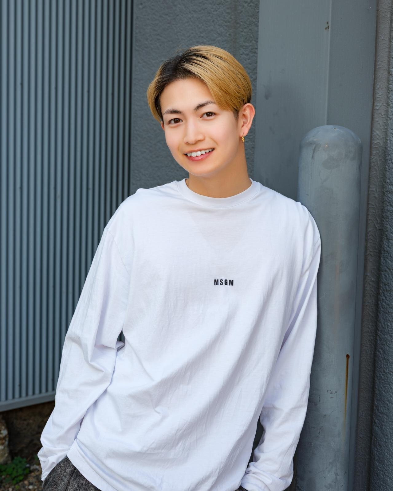 舞台『Too Young』新宿歌舞伎町での群像劇、調査員宮﨑秋人＆“界隈”の顔役綱啓永にインタビュー｜写真12