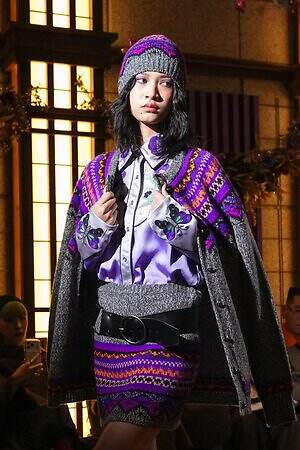 アナ スイ(ANNA SUI) 2025-26年秋冬ウィメンズコレクション  - 写真16