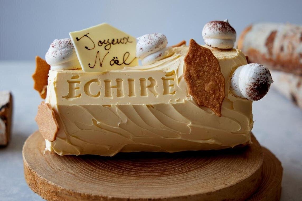 2025年クリスマスケーキ特集＜ブッシュ ド ノエル編＞“薪型”王道ケーキの予約日・価格早見表