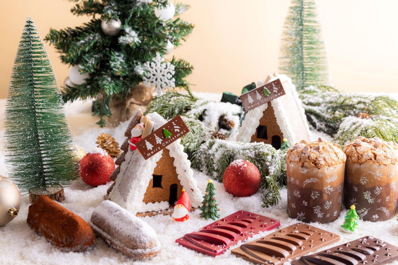 シュトーレン チョコレート 2,600円、プレーン 2,400円 ジンジャーブレッドハウス(高さ約15cm) 3,200円
クリスマスチョコレートタブレット(長さ15cm) ベリー 1,900円、ドゥルセチョコレート・ダークチョコレート 各1,600円
パネトーネ(約10cm) 900円