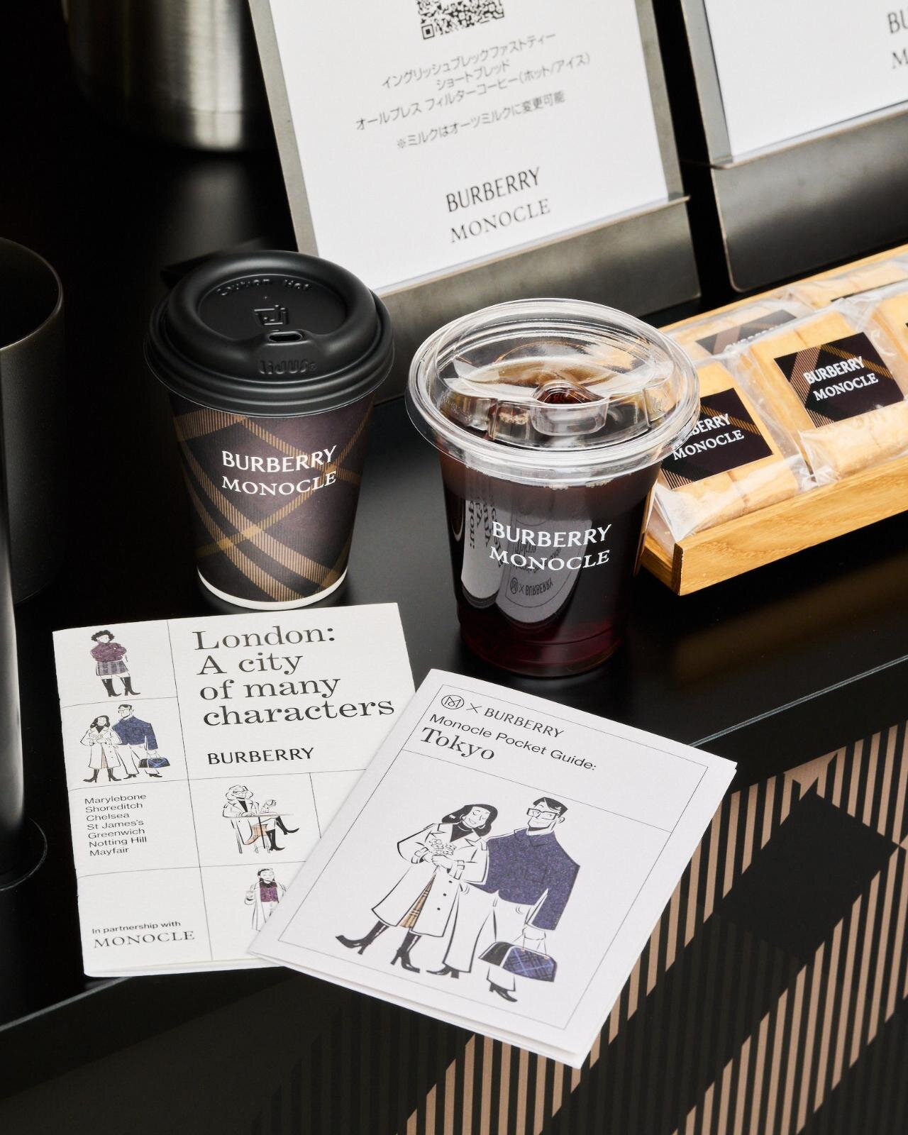 バーバリー×英国雑誌「モノクル」イベント、チェック柄カップで無料ドリンク＆ガイドブックの配布も｜写真1