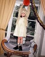 バーバリー“チェック柄”カシミヤマフラー、ふんわりアルパカウールブレンドのストールも｜写真5