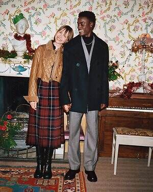 バーバリー“チェック柄”カシミヤマフラー、ふんわりアルパカウールブレンドのストールも｜写真7