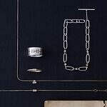 アガットのダイヤモンドジュエリー、透かし模様のネックレスや"植物＆月"モチーフのピアス｜写真4