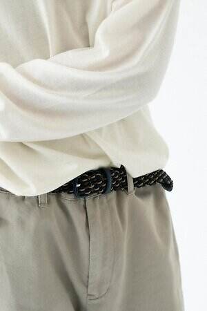 トリッカーズの“刺繍ベルベット”シューズやクロケット＆ジョーンズの菱形ローファー、シップスで｜写真9